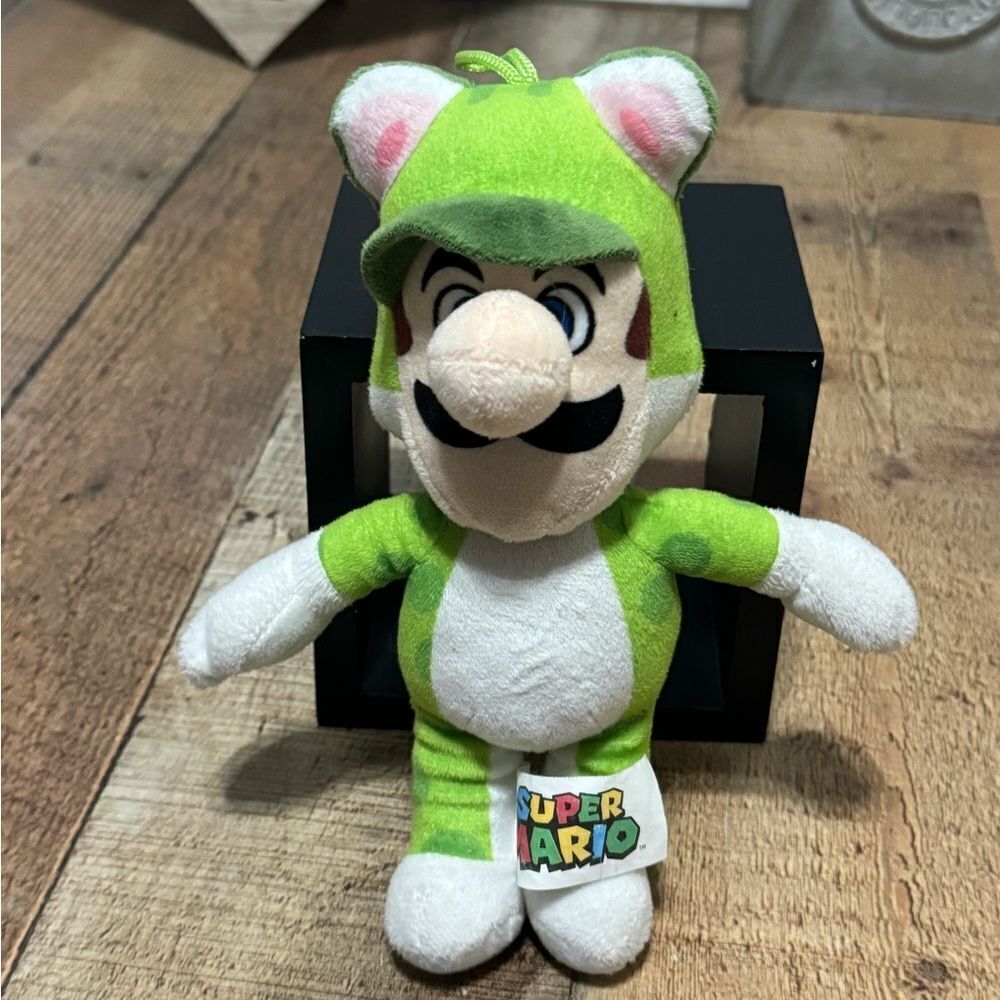 Super Mario Bros Nintendo Neko Cat Luigi 12" plush doll green stuffed toy 2020